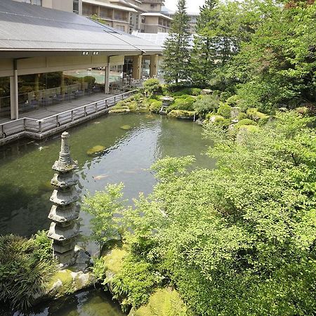 Suimeikan Геро Екстериор снимка The garden of the museum