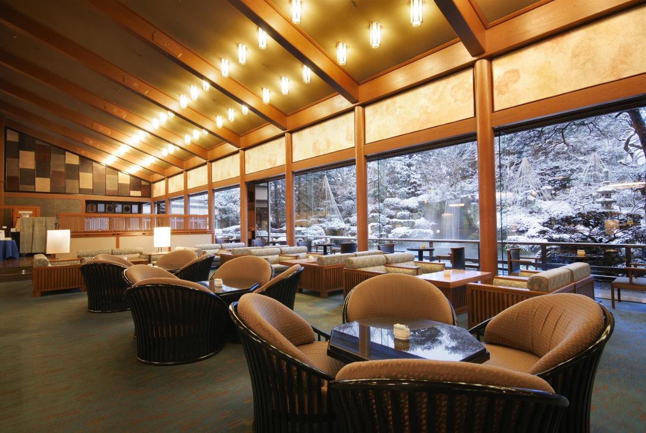 Suimeikan Геро Екстериор снимка The interior of the lounge